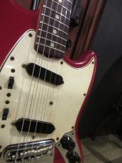 Fender 1965 Mustang Red_3
