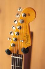 Fender American Professional Classic Stratocaster Faded Dakota Red_9