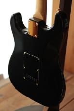 Fender Made in Japan Traditional 2025 Collection 60s Stratocaster Black Pearl_4