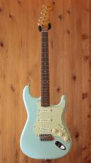 Fender Limited Edition Vintera II Road Worn '60s Stratocaster Sonic Blue_2