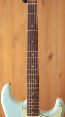 Fender Limited Edition Vintera II Road Worn '60s Stratocaster Sonic Blue_6