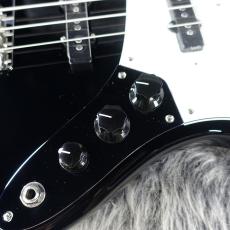 Fender Made in Japan Traditional Late 60s Jazz Bass Black_10