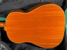 Gibson J-50_3