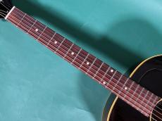 Gibson J-45_7