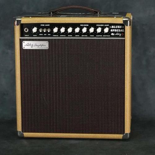 AKG Sound Design Blues Special 22 Combo Custom Line Tweed Tolex