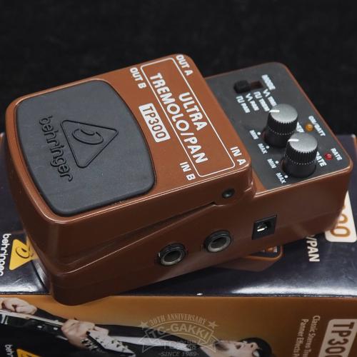 BEHRINGER TP300 ULTRA TREMOLO/PAN
