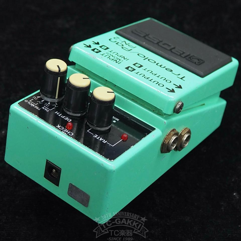 ギター BOSS PN-2 Tremolo Pan Boss Tremolo/Pan PN-2 Pedal (1990's) - YouTube