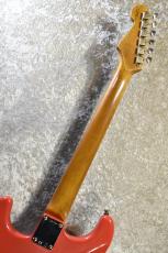 Fender Custom Shop 1963 Stratocaster Relic Aged Fiesta Red R141994【特注モデル、漆黒指板個体】_6
