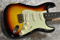 Fender Custom Shop 1963 Stratocaster Relic 3TS R141630【特注モデル、漆黒指板個体】_8