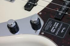 Fender Vintera III Early '60s Jazz Bass / Olympic White / 4.14kg【スタックノブ!】_5