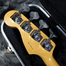 Fender American Jazz Bass 3-Color Sunburst_10