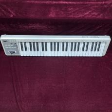 Roland A-49_2