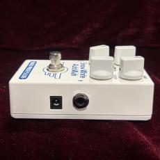 MAD PROFESSOR Snow White AutoWah_7