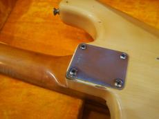 Fender Custom Shop 1960 Stratocaster Heavy Relic Masterbuilt John Cruz Aged Olympic White_8