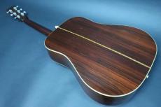 Martin D-28 Brazilian / Solid Spruce Top・Solid Brazilian Rosewood Side and Back・Original Waffle Back peg・Ivoroid Multi Binding・Ebony Fingerboard and Bridge Long Saddle・Tortoise Color Pick guard【With Original_6