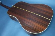Martin D-28 Brazilian / Solid Spruce Top・Solid Brazilian Rosewood Side and Back・Original Waffle Back peg・Ivoroid Multi Binding・Ebony Fingerboard and Bridge Long Saddle・Tortoise Color Pick guard【With Original_7