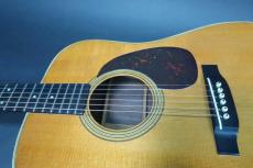 Martin D-28 Brazilian / Solid Spruce Top・Solid Brazilian Rosewood Side and Back・Original Waffle Back peg・Ivoroid Multi Binding・Ebony Fingerboard and Bridge Long Saddle・Tortoise Color Pick guard【With Original_12