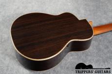 aNueNue Black Whale Tenor Ukulele (2023) ピックアップなしのBlack Whaleの中古入荷しました!_16