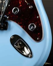 Shue Guitars New Classic S Custom Black Hardware w. Iron Wood Neck / Sonic Blue / 3.29kg_4