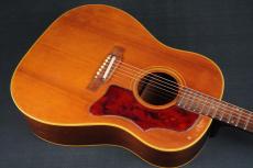 Gibson J-50_11