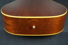 Gibson J-50_16