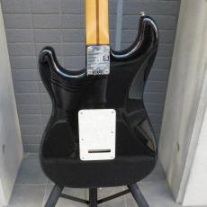 Fender 70th Anniversary Player Stratocaster_6