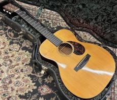 Martin 【GW版お茶の水大楽器祭 目玉品】 OM-18V 【2002年製】_2