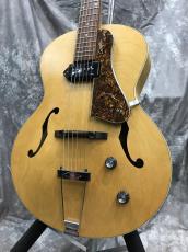 Godin 5th Avenue Kingpin P90