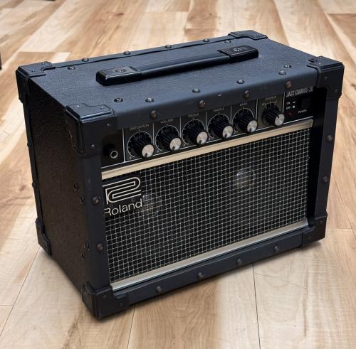 Roland JC-20  Jazz Chorus