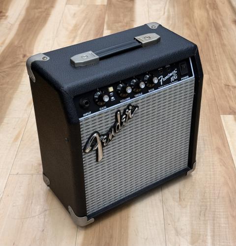 Fender Frontman 10G