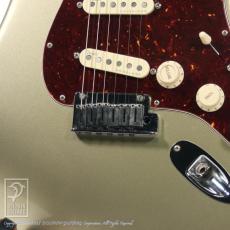 FENDER USA American Elite Stratocaster Champagne_12