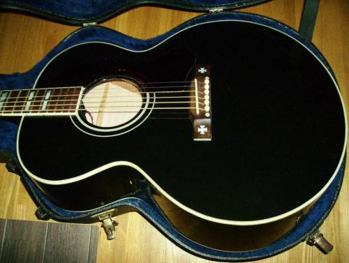 Gibson J-185 ブラック