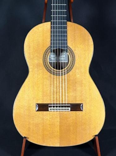 Marcelo Barbero hijo オリジナルモデル　松/ハカランダ単板