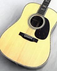 Martin 【華々しく体の芯まで響くサウンド】 D-45 Standard #3020869 【玉座に君臨する最上位モデル】