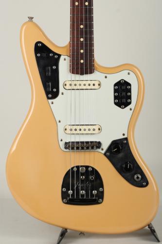 Fender American Vintage ‘62 Jaguar Shell Pink 2000