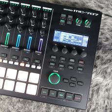 Roland MC-707_4