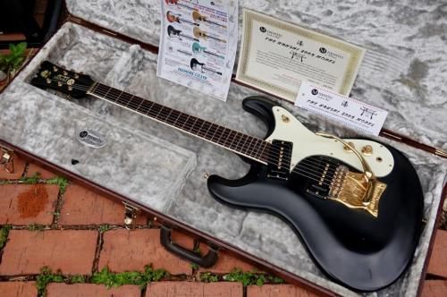 Mosrite The URUSHI 2005 model