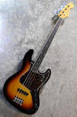 Fender American Vintage II 1966 Jazz Bass -3-Color Sunburst- #V2559528【4.30kg】【AV II 66 JAZZ BASS RW WT3TB】_2