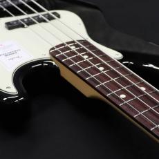 Fender Made in Japan Junior Collection Jazz Bass, Rosewood Fingerboard, Black_10