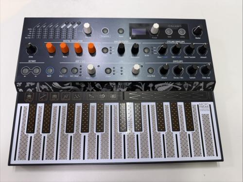 Arturia MICROFREAK グースネックマイク付属【中古】
