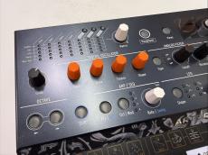 Arturia MICROFREAK グースネックマイク付属【中古】_5