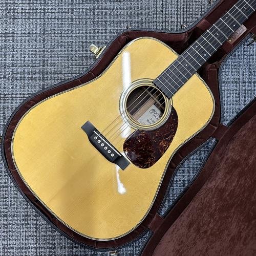 Martin D-28 Marquis