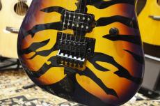Edwards E-PURPLE TIGER Purple Sunburst Tiger Graphic_9