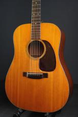 Martin D-18_2