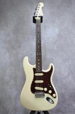 Fender Limited Edition American Showcase Stratocaster Olympic White pearl_2