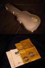 Gibson J-45【旧代理店(山野楽器さん)モデル この時期ならではの”ドンジャリ”サウンドを堪能いただけます! 状態も良く初めてのJ45をご検討の方にもオススメです! 】解説試奏動画御覧ください。_17