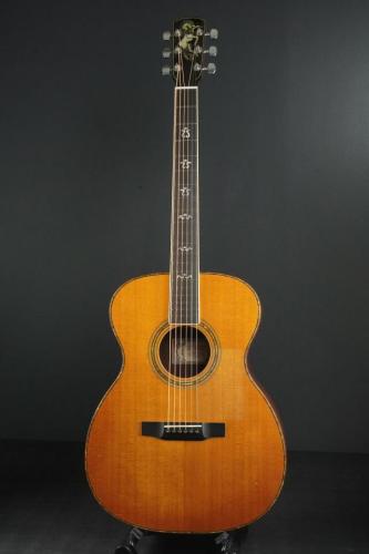 Larrivee OM-10 Unicorn