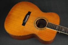 Larrivee OM-10 Unicorn_11