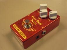 MAD PROFESSOR Fire Red Fuzz_5