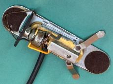 DeArmond Model 210_3